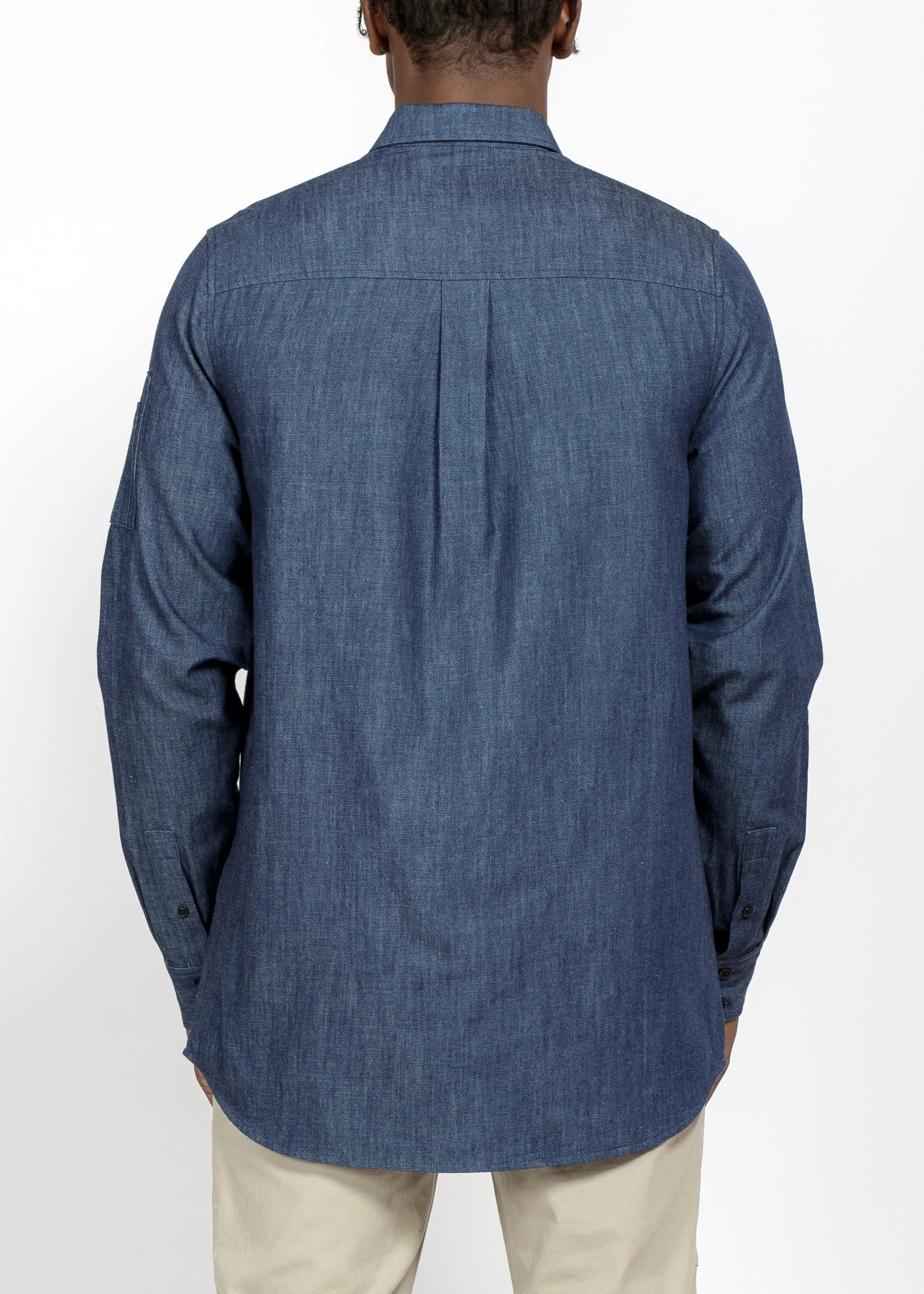 Konus Men's Essential Chambray Button Down Shirt in Indigo